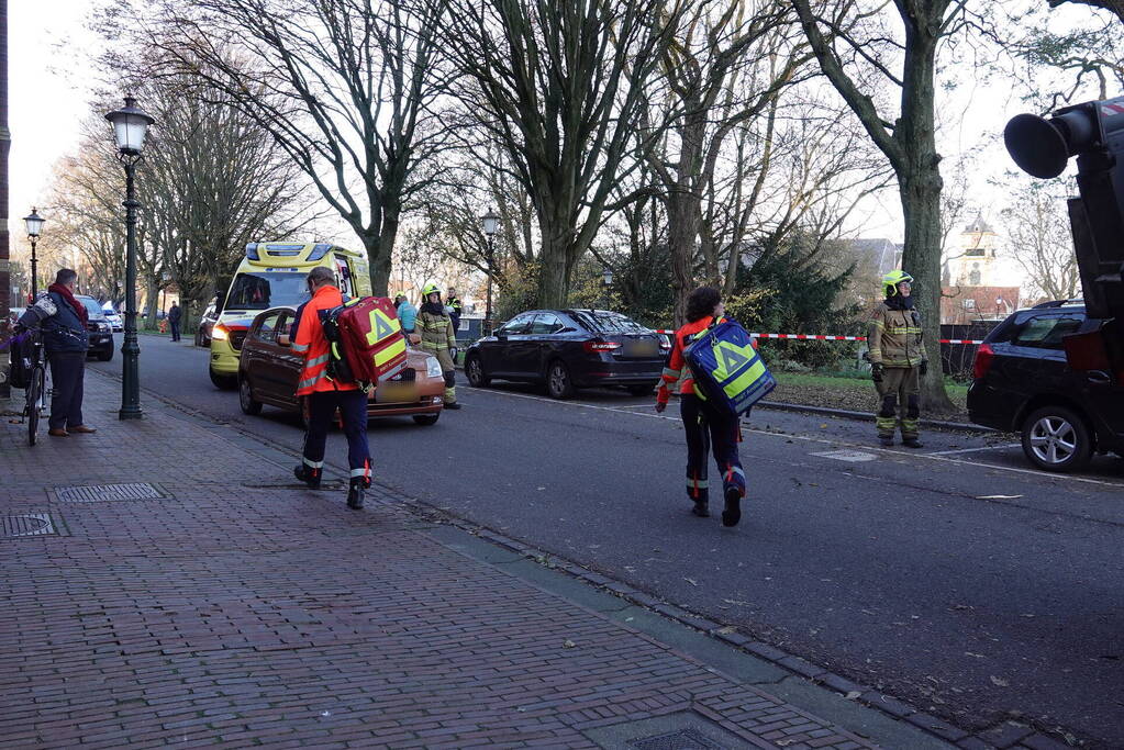 Verreiker valt om een persoon zwaargewond