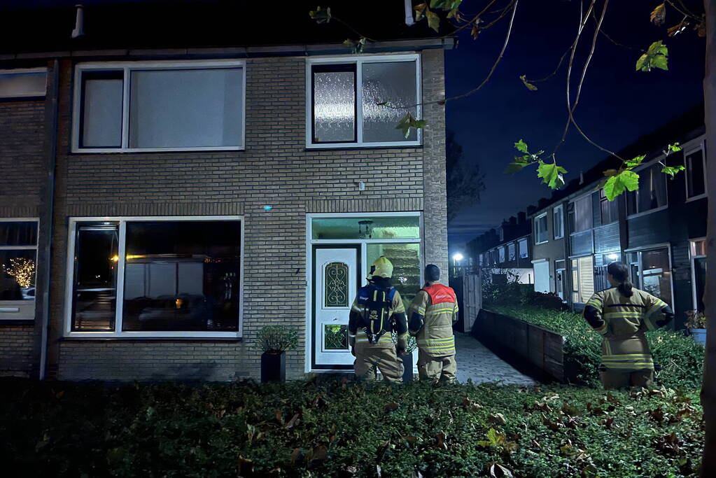 Onderzoek naar vreemde lucht in woning