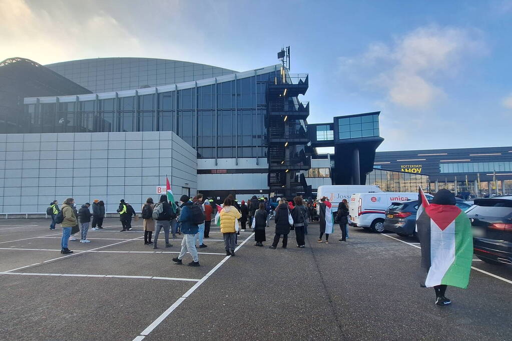 Waarschuwingsschot gelost bij demonstratie