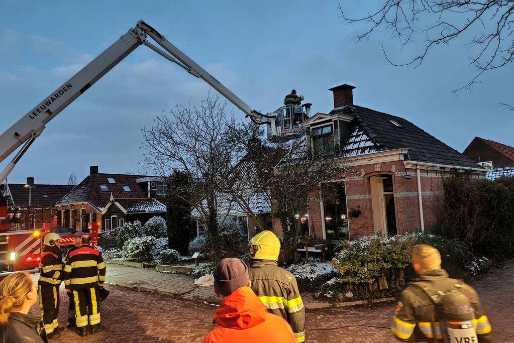 Schoorsteenbrand snel onder controle