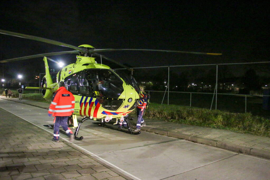 Traumateam assisteert bij medische noodsituatie