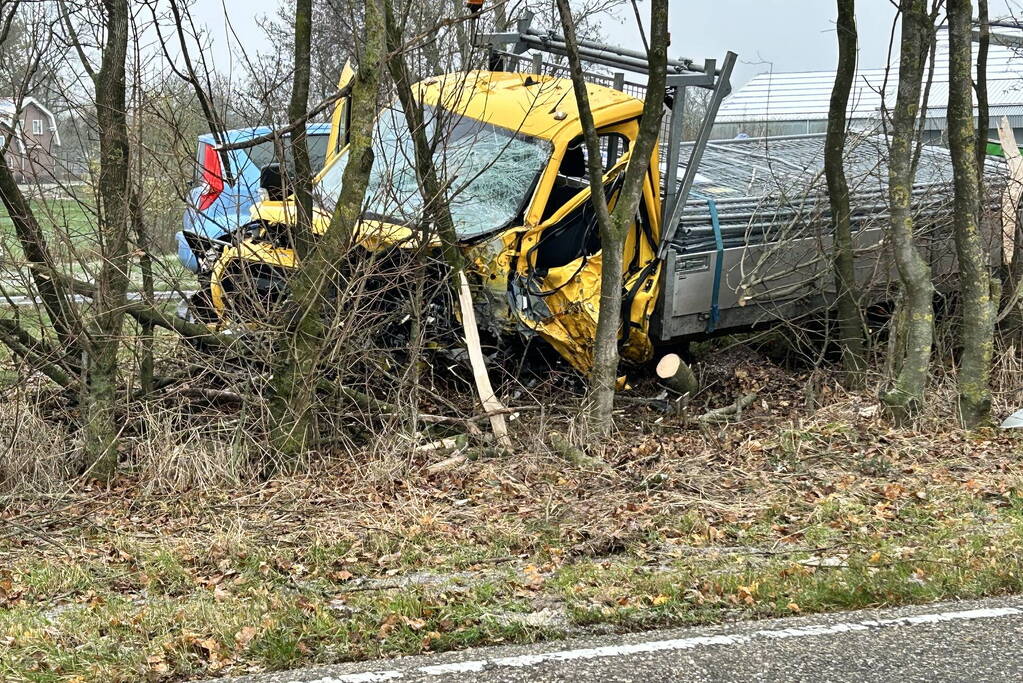 Meerdere gewonden bij ernstig ongeval tussen meerdere voertuigen