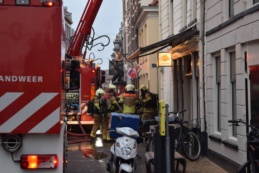 Brand in restaurant geblust