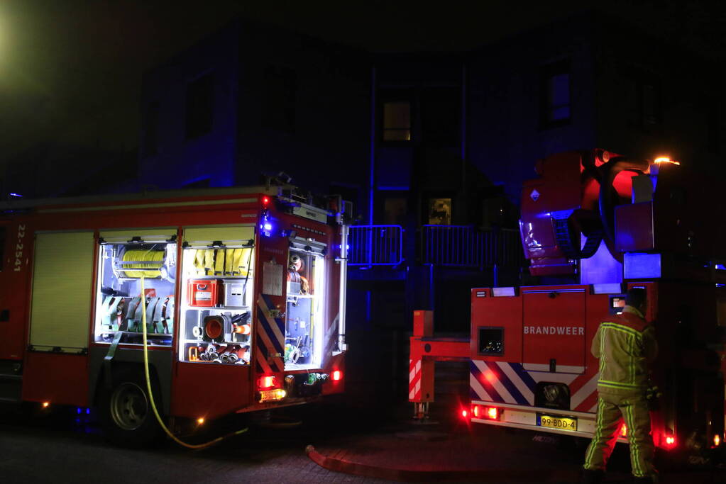 Matrasbrand zorgt voor rookontwikkeling in woning