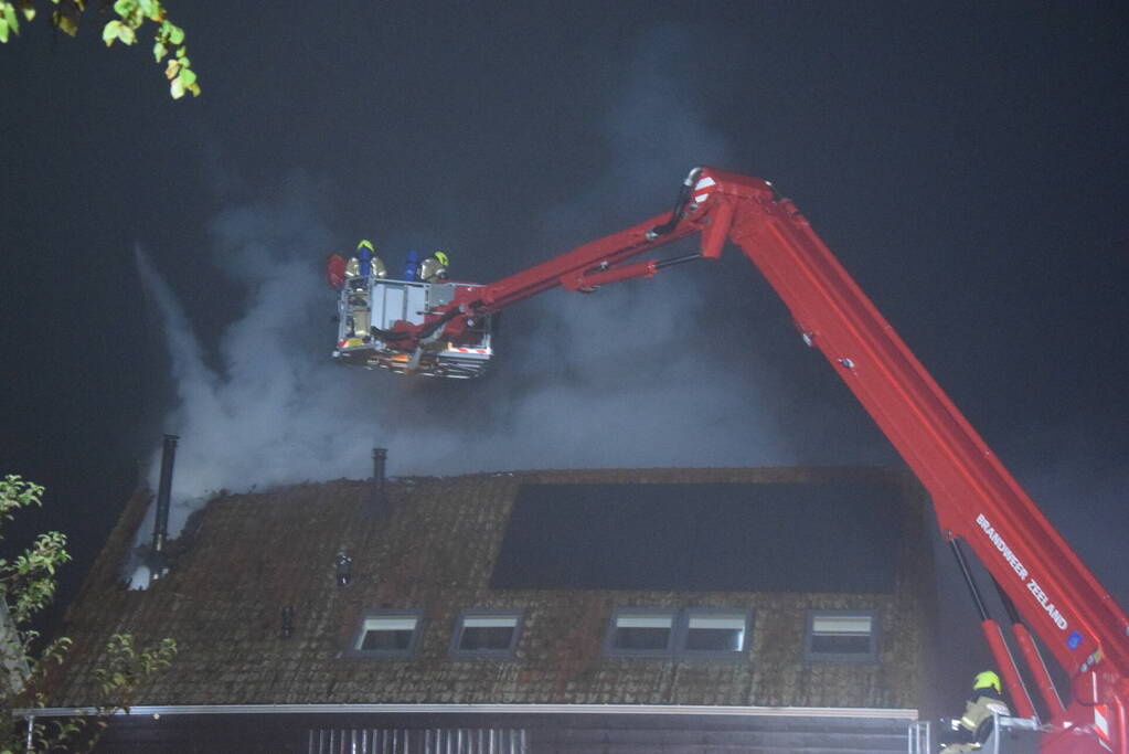 Veel schade na uitslaande brand in woning