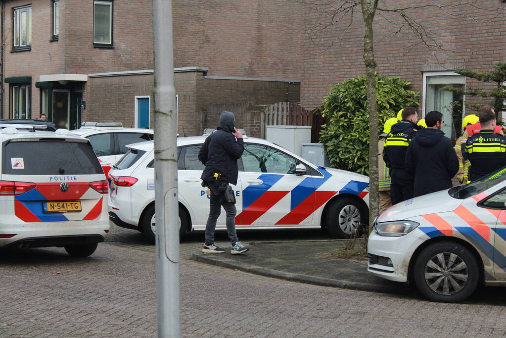 Man met verward gedrag aangehouden in woning
