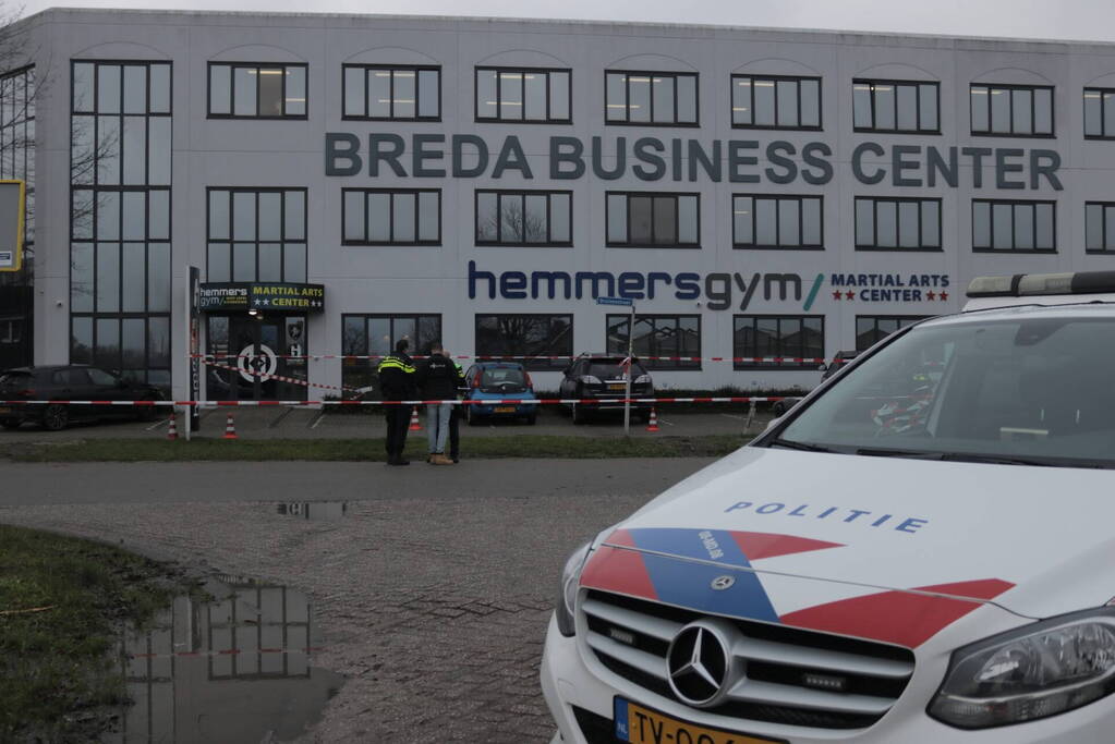 Verdachte gevlucht na schietpartij bij boksschool