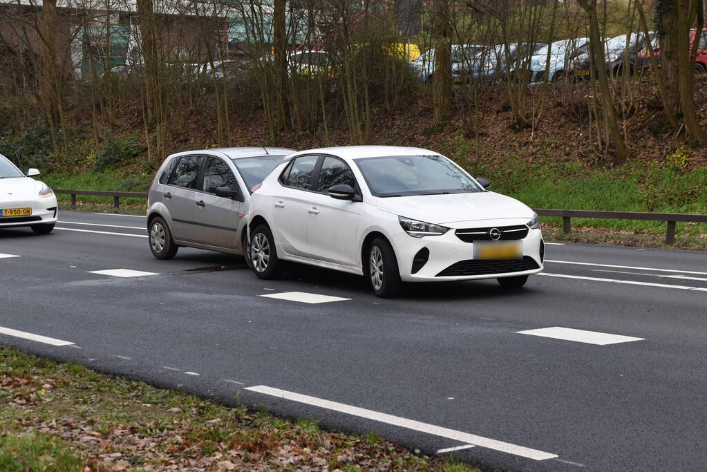 Flinke schade bij kop-staartbotsing