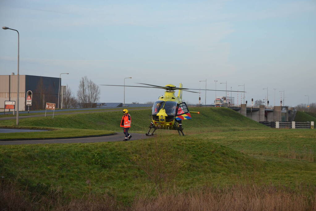 Zwaargewonde bij frontale botsing