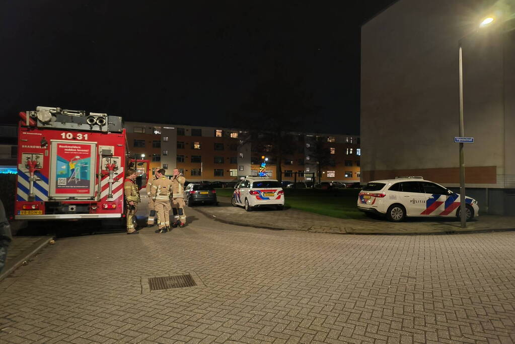 Brandweer doet onderzoek naar vreemde lucht