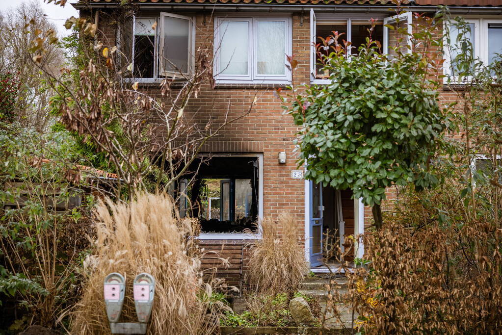 Woning onbewoonbaar door brand