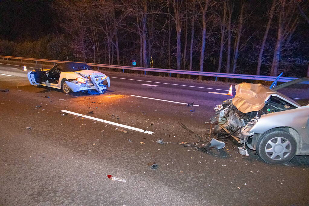 Twee gewonden bij ongeval op snelweg
