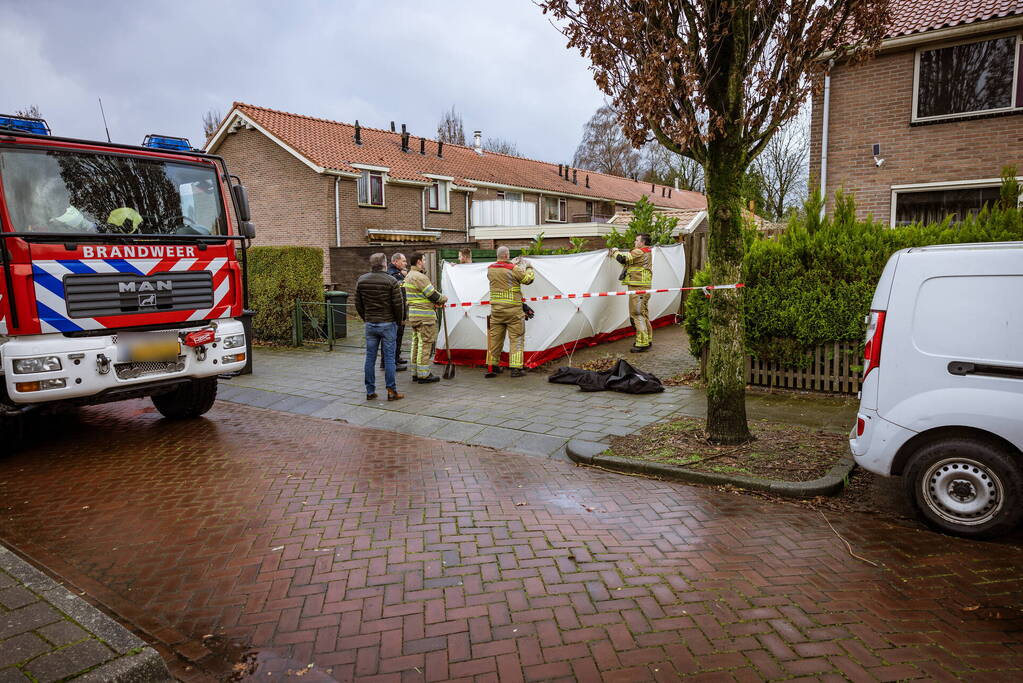 Overleden persoon gevonden in brandgang
