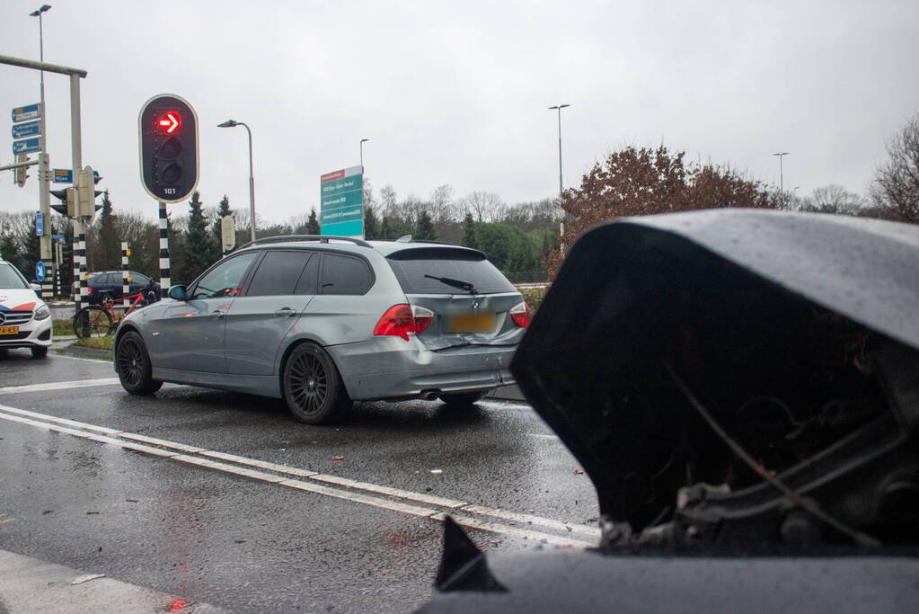 Dronken bestuurder veroorzaakt kop-staartbotsing
