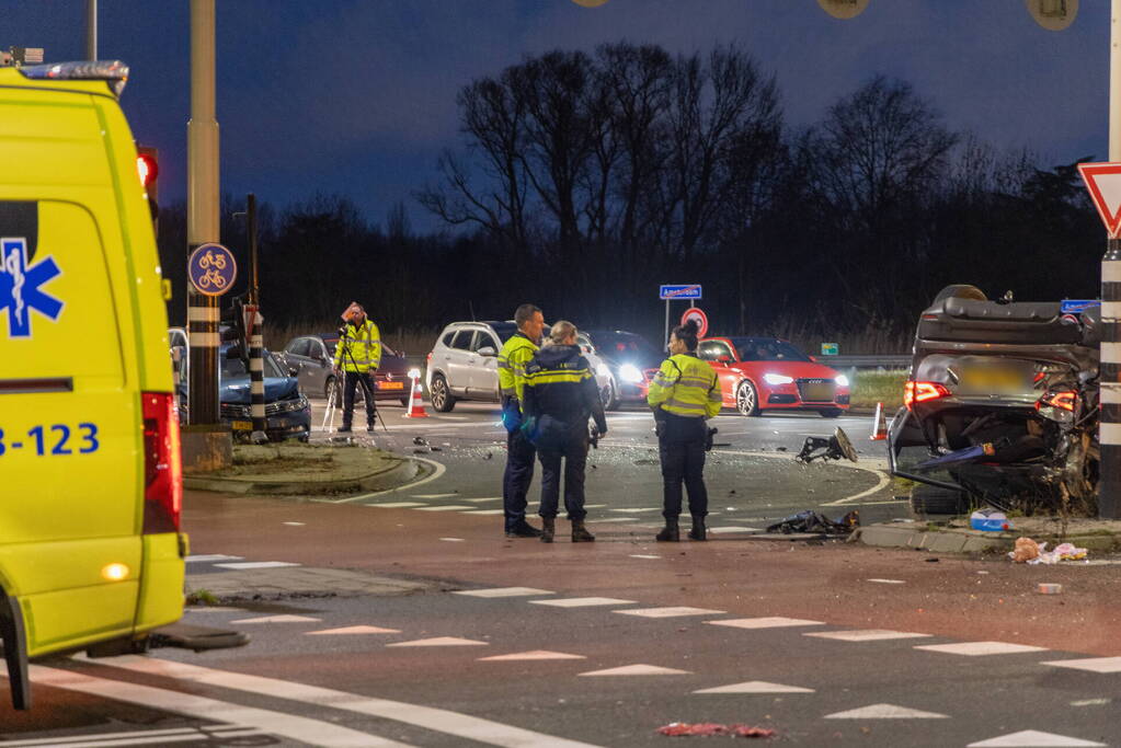 Drie gewonden bij ongeval op kruising
