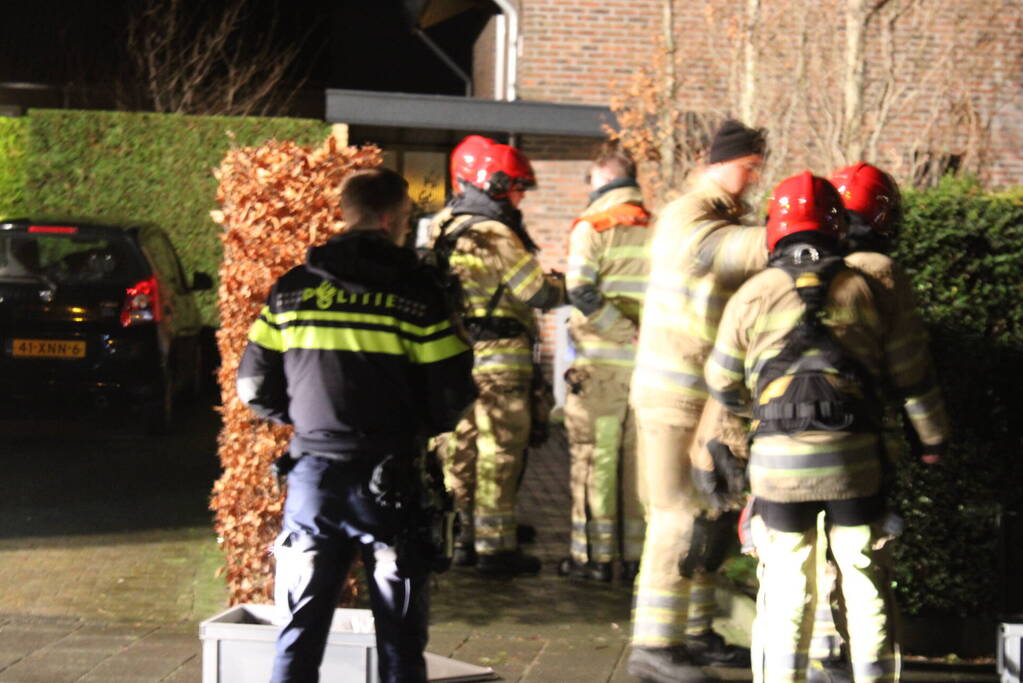 Brand in schoorsteen van vrijstaande woning