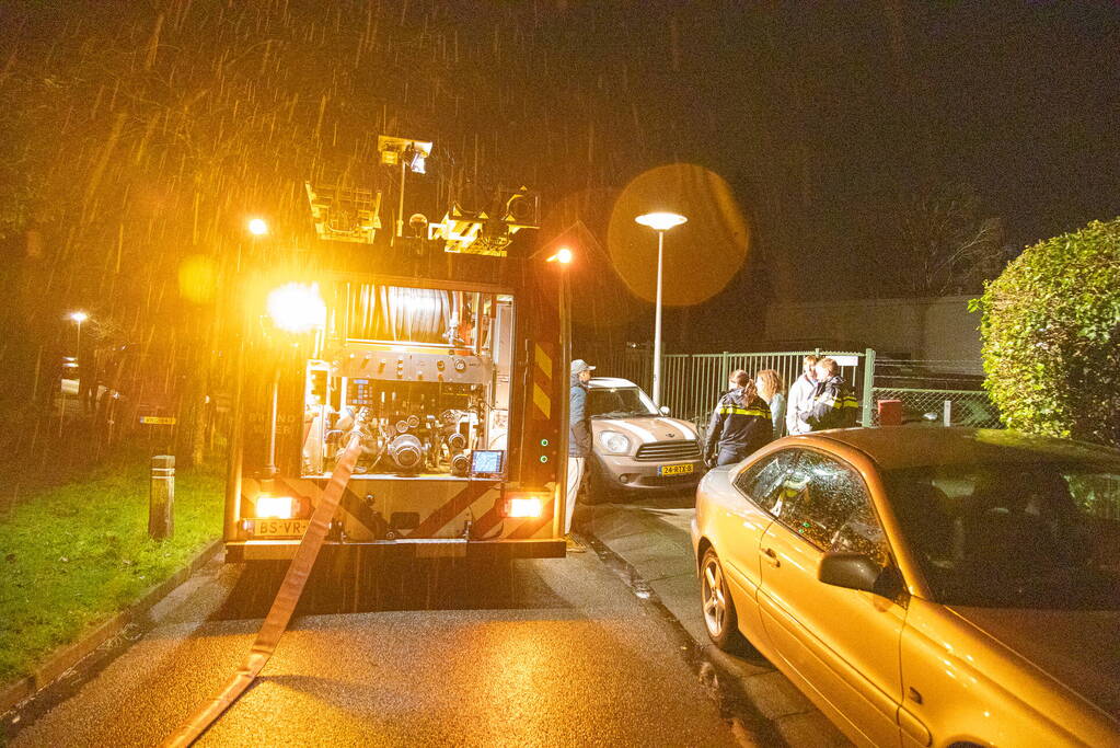 Afzuigkap vat vlam in woning