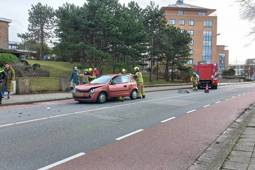 Gewonde bij ongeval tussen twee voertuigen