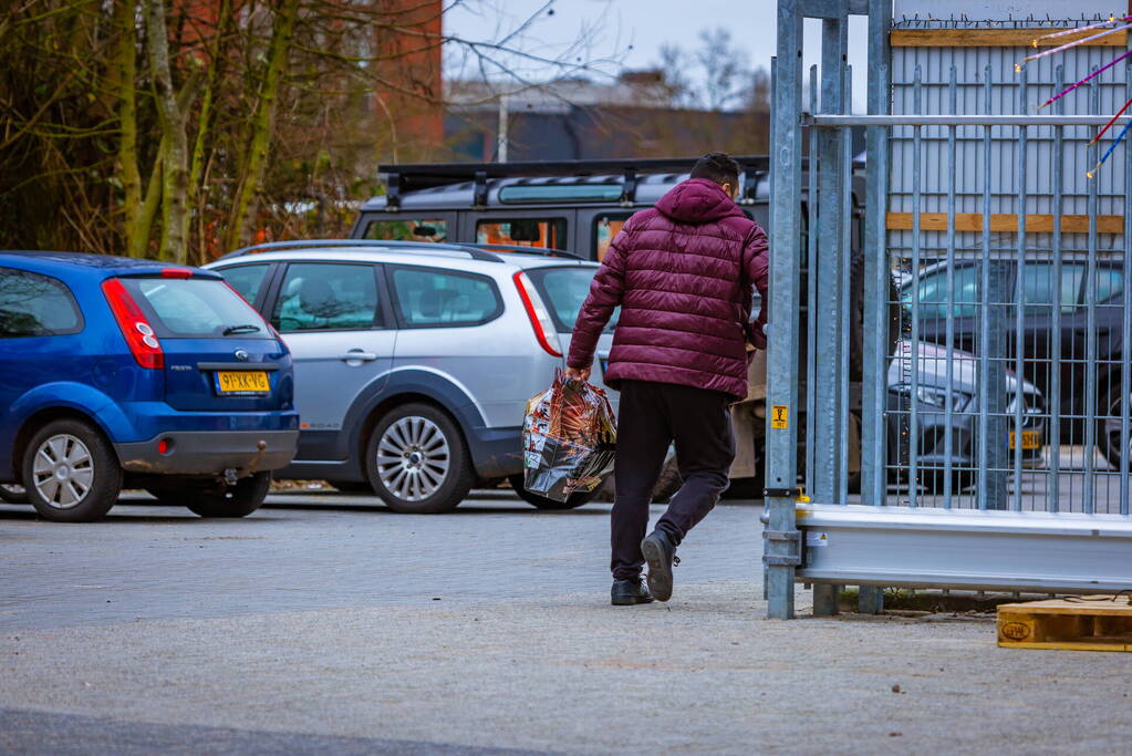 Vuurwerkliefhebbers kopen massaal in ondanks afsteekverbod