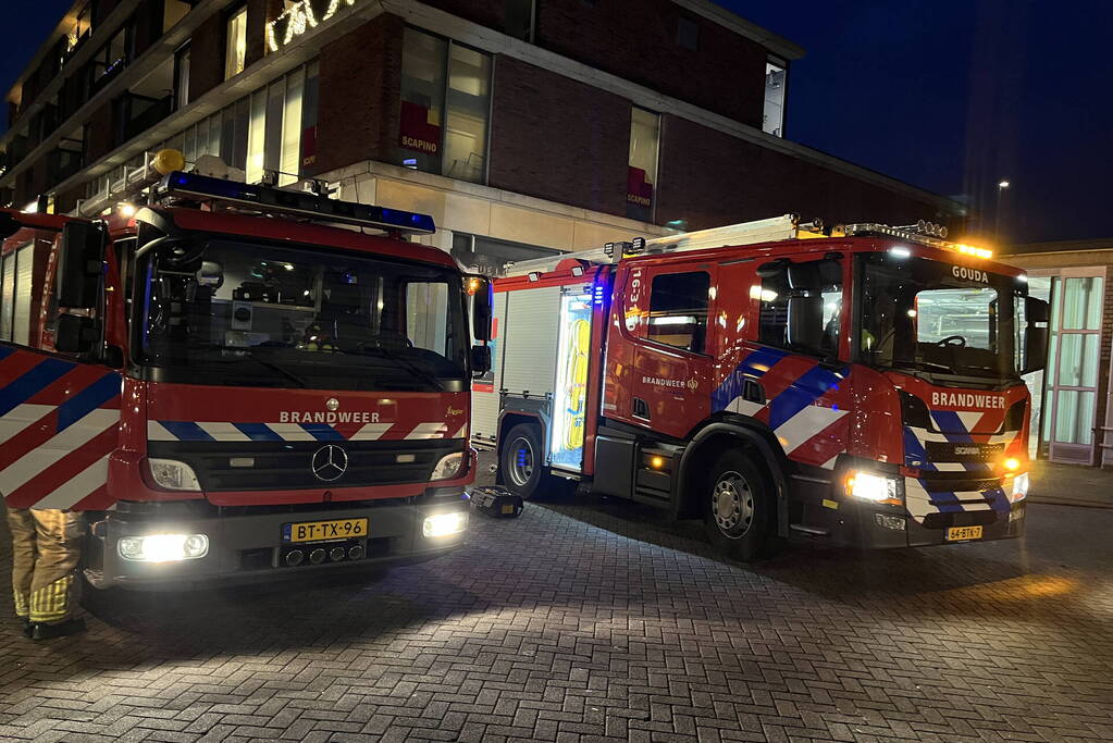 Onderzoek naar rookontwikkeling bij winkelcentrum