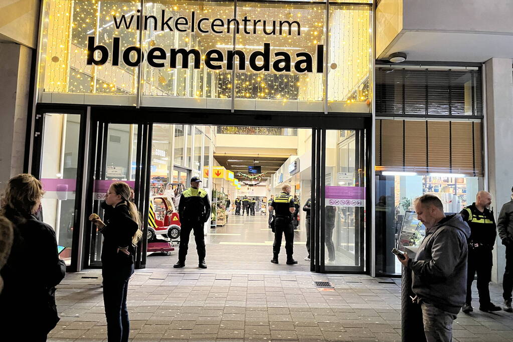 Onderzoek naar rookontwikkeling bij winkelcentrum