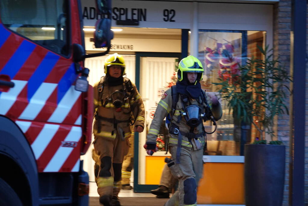 Rookontwikkeling door brand in magnetron in woon-zorgcomplex