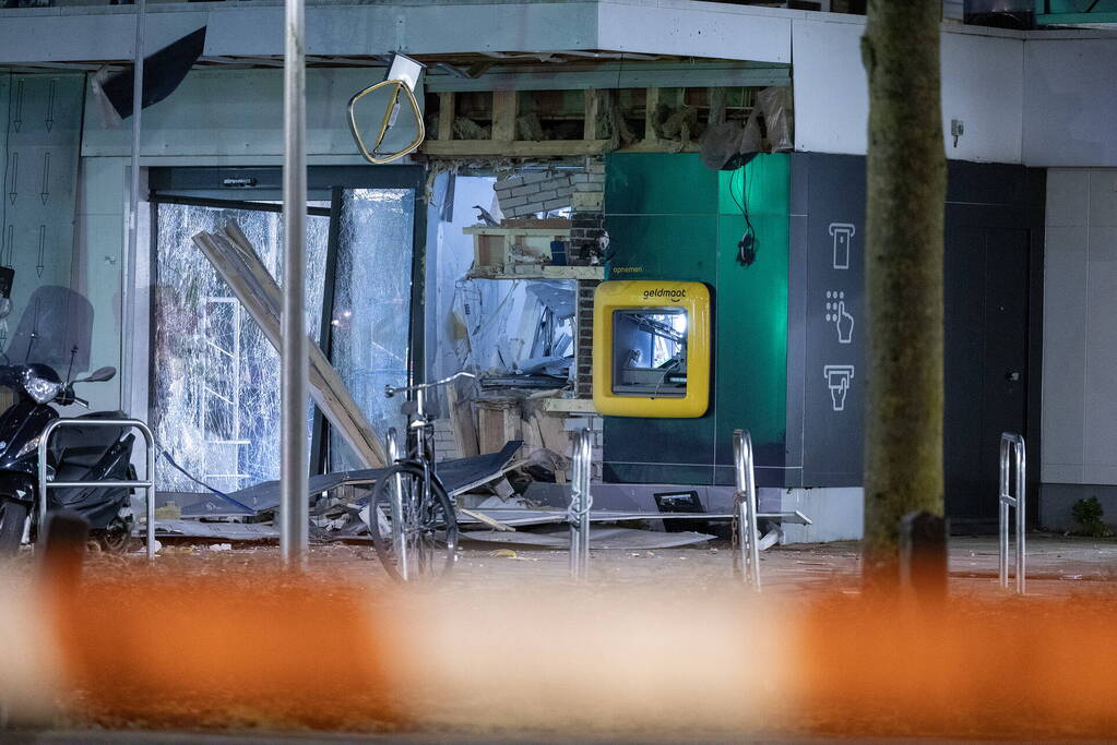 Ravage na plofkraak op geldautomaat