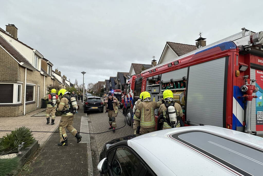 Woning vol rook door brand