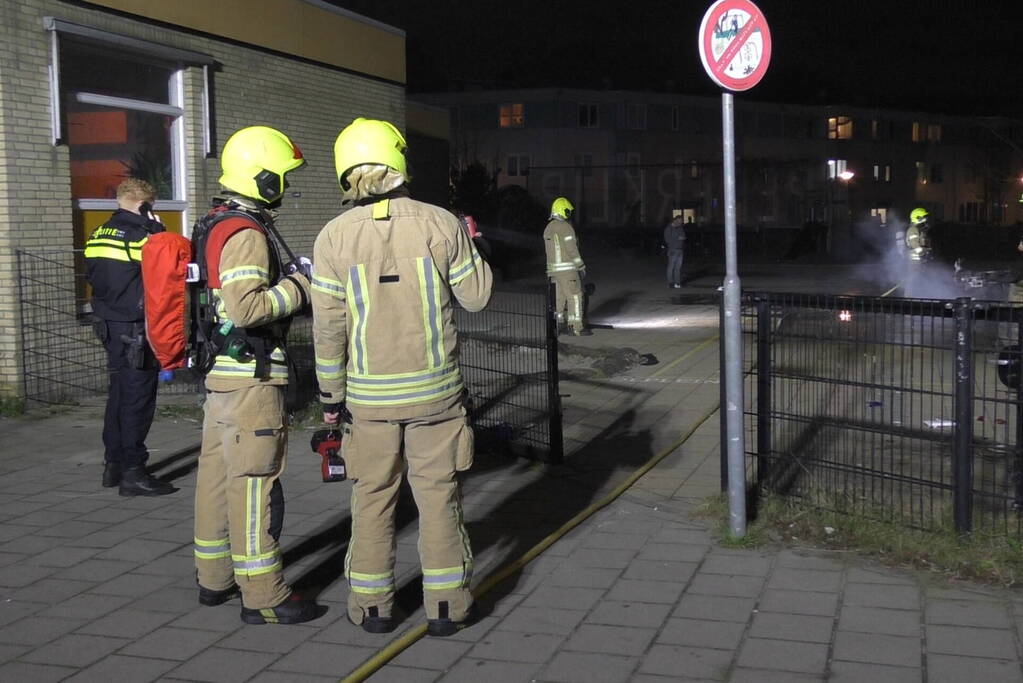 Scooterbrand straalt aan tegen school