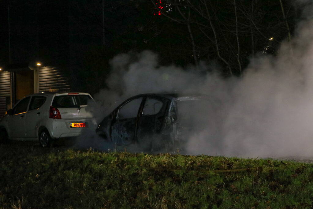 Zesde voertuig uitgebrand in paar uur tijd