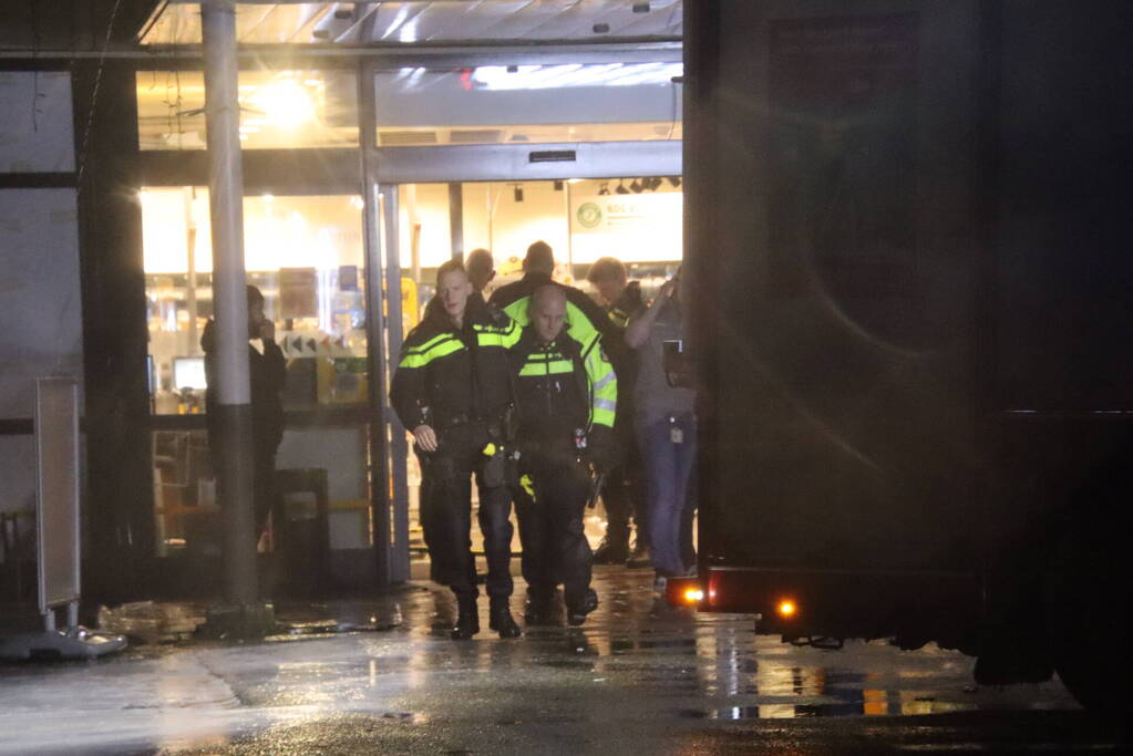 Supermarkt ontruimd door brand in meterkast