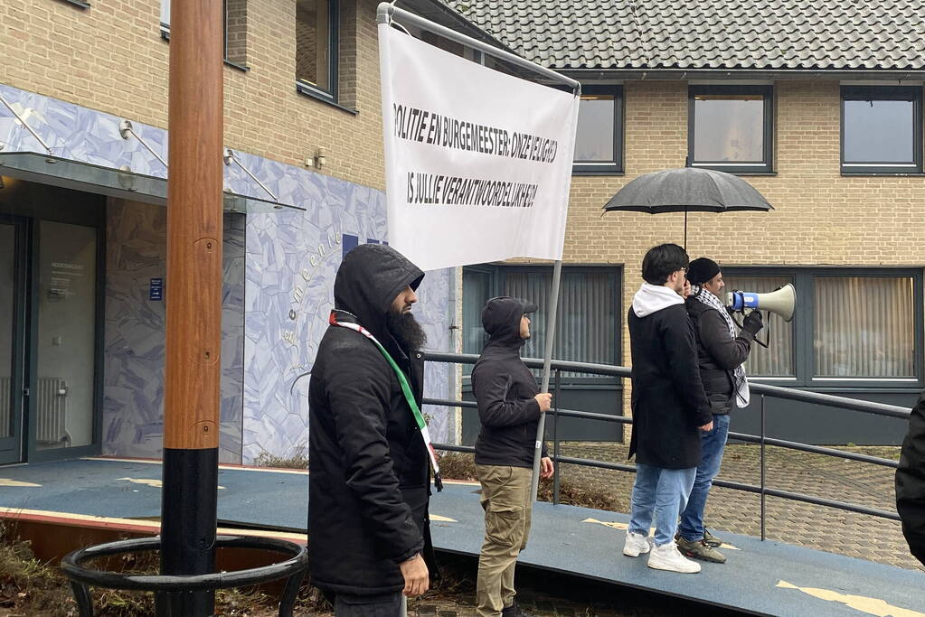 Veel politie-inzet bij demonstratie voor Marokaans gezin