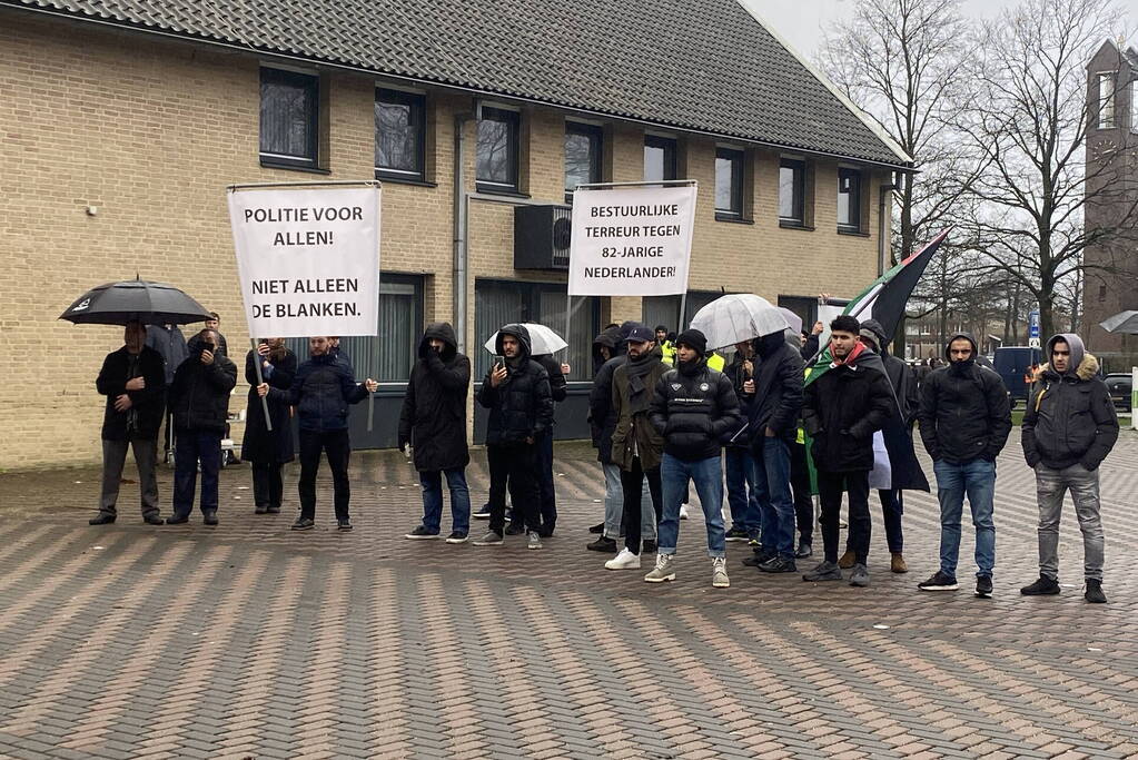 Veel politie-inzet bij demonstratie voor Marokaans gezin