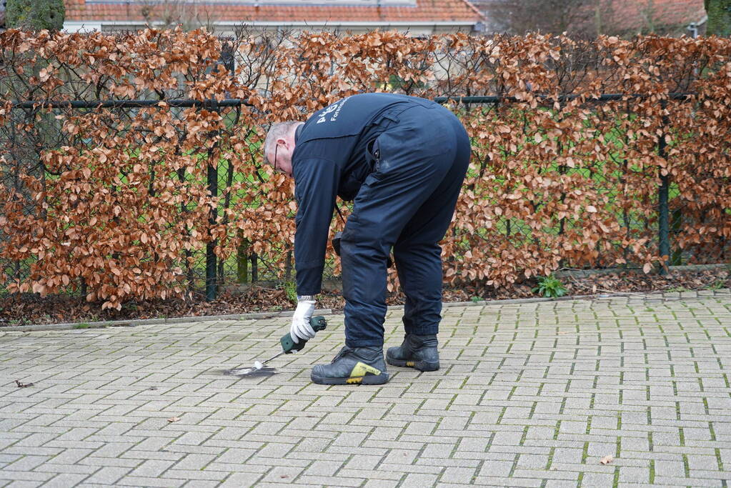 Onderzoek naar brand in geparkeerde auto