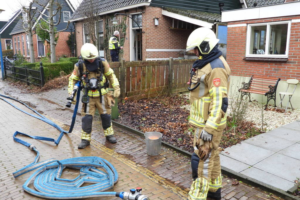 Brand in schoorsteen snel onder controle