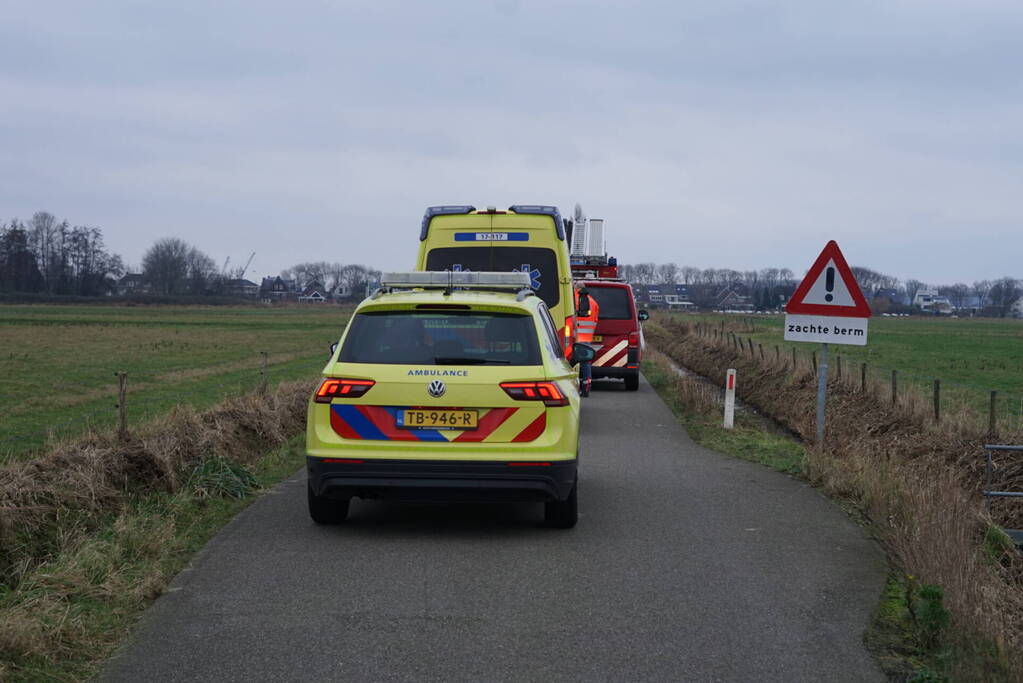 Zoekactie nadat scooter wordt aangetroffen in het water