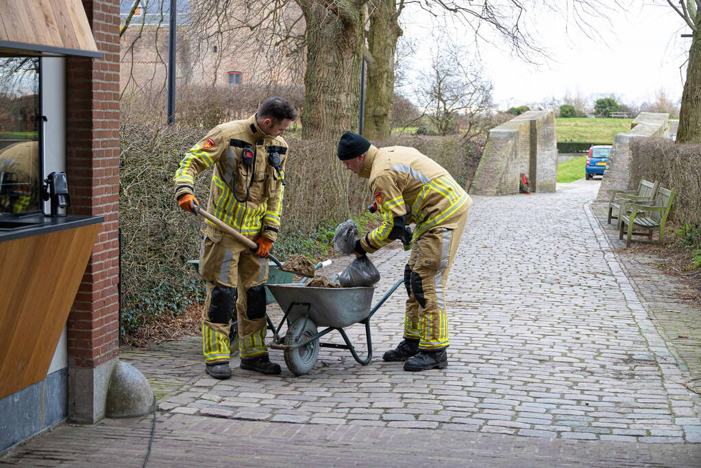 Flinke wateroverlast in Muiderslot
