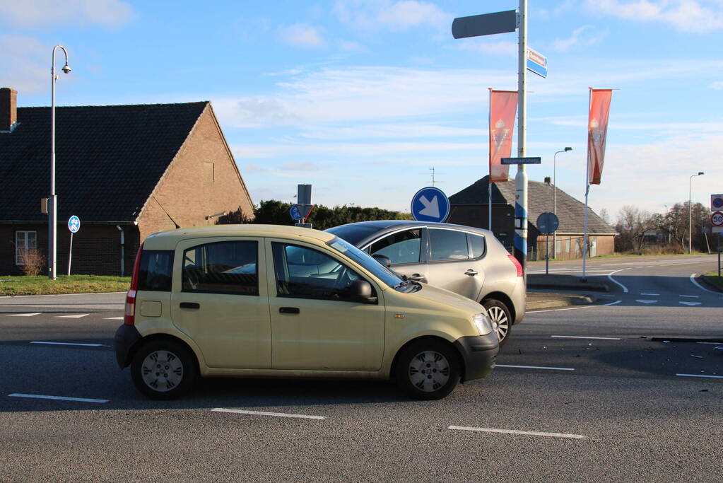 Vier voertuigen betrokken bij ongeval