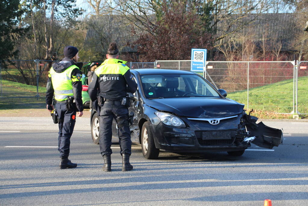 Vier voertuigen betrokken bij ongeval