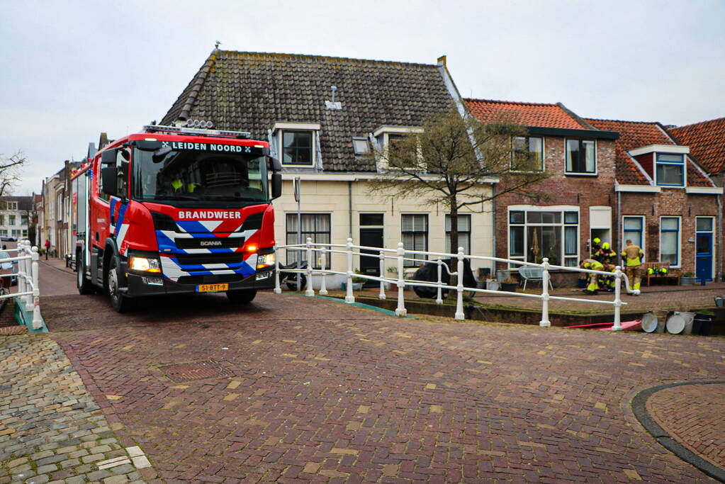 Onderzoek naar mogelijk brand in woning