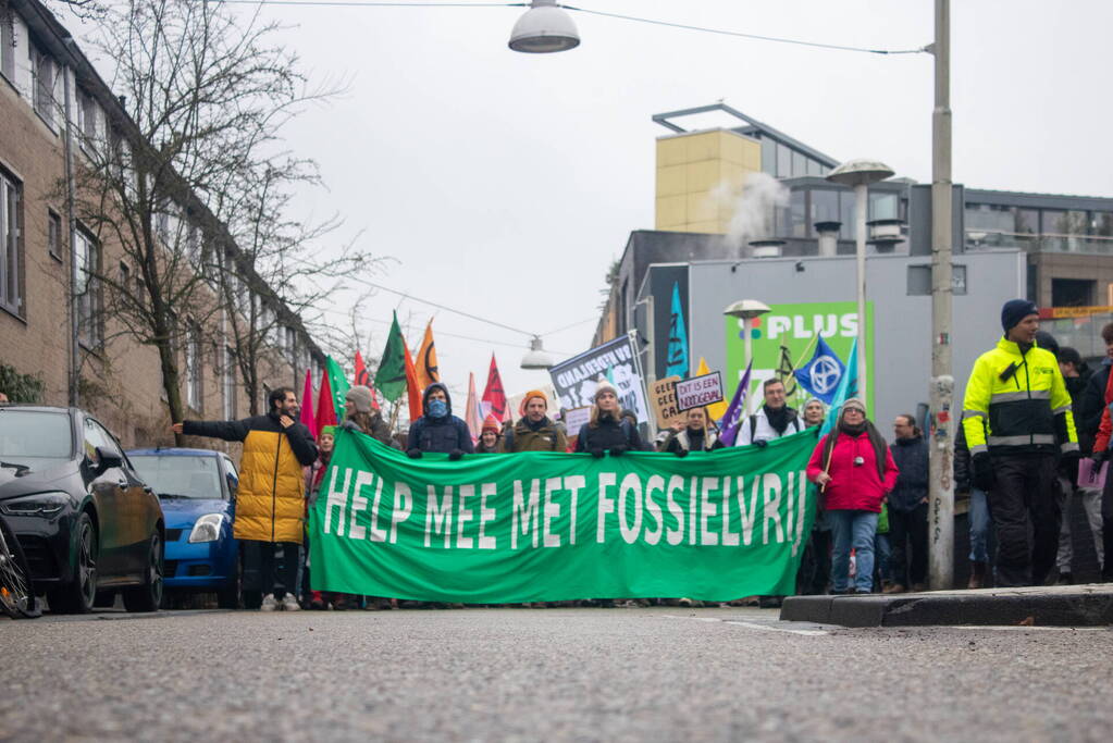 Demonstratie tegen nieuwe gascentrale