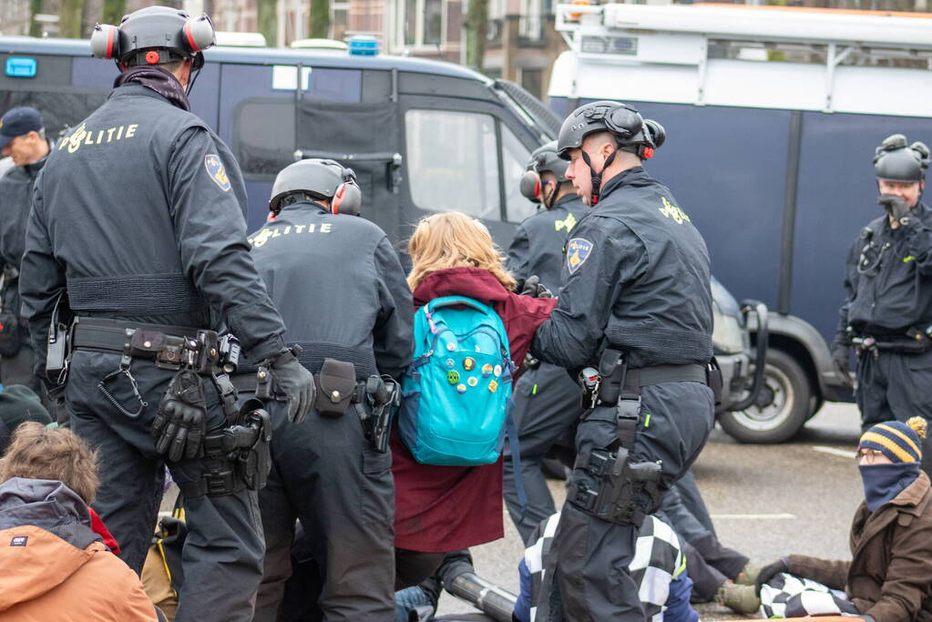 Demonstratie tegen nieuwe gascentrale