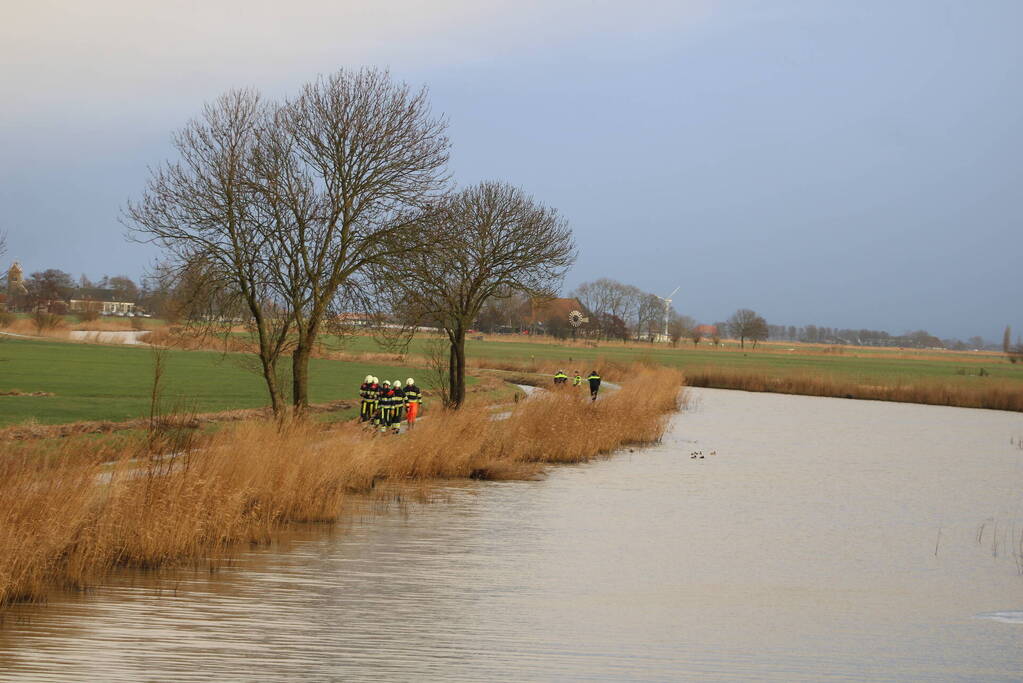 Overleden persoon aangetroffen in water