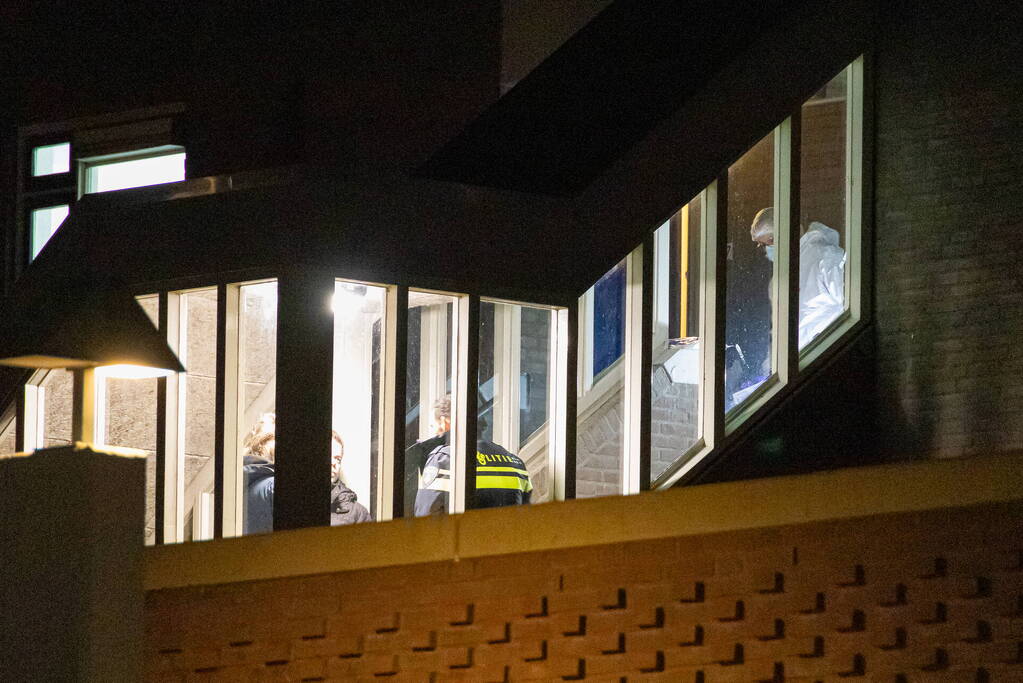 Overleden kind aangetroffen in woning