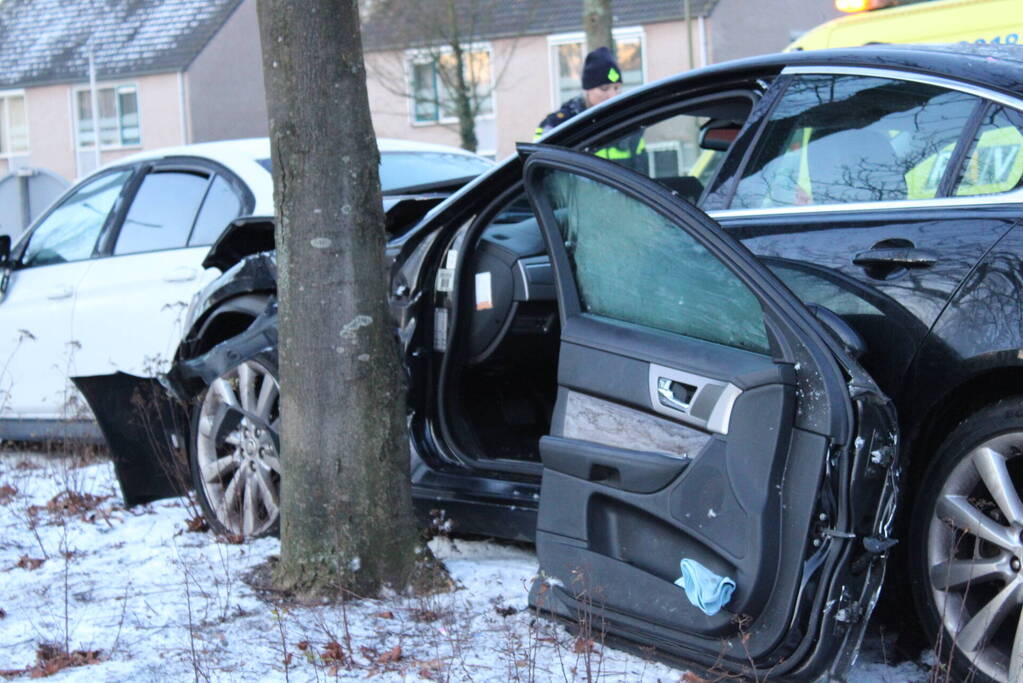 Gewonden bij ongeval op rotonde