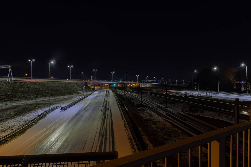 Veel files door gladheid