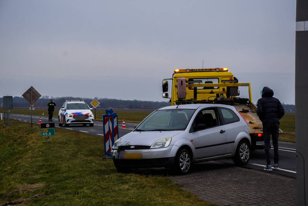 Automobilist belandt in sloot