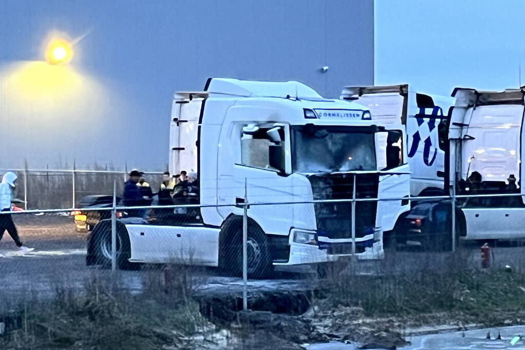 Gewonde bij brand in cabine van vrachtwagen