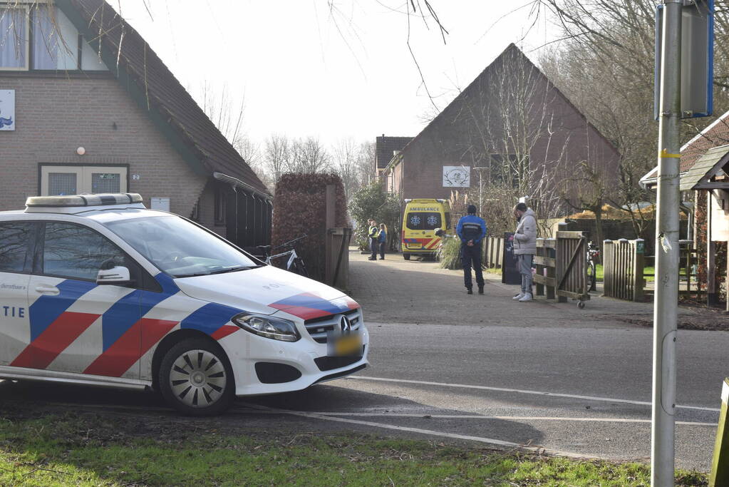 Peuter per traumaheli naar ziekenhuis na te water raking