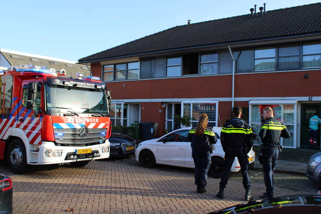 Persoon gewond bij woningbrand